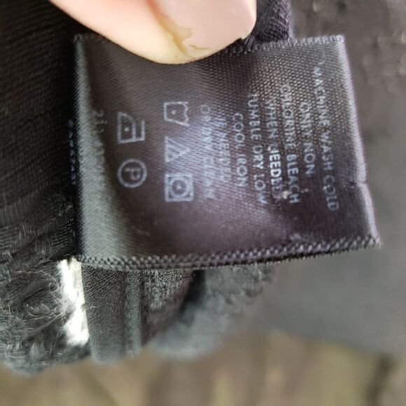 Ann Taylor semi sheer ruffle sleeve top - Picture 3 of 7